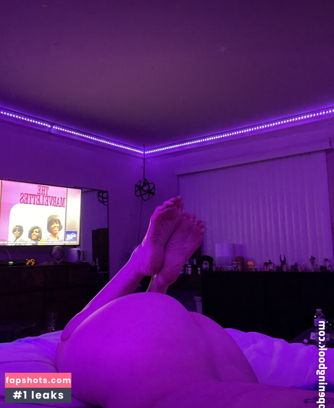 Mackenzie Stith gallery photo #72