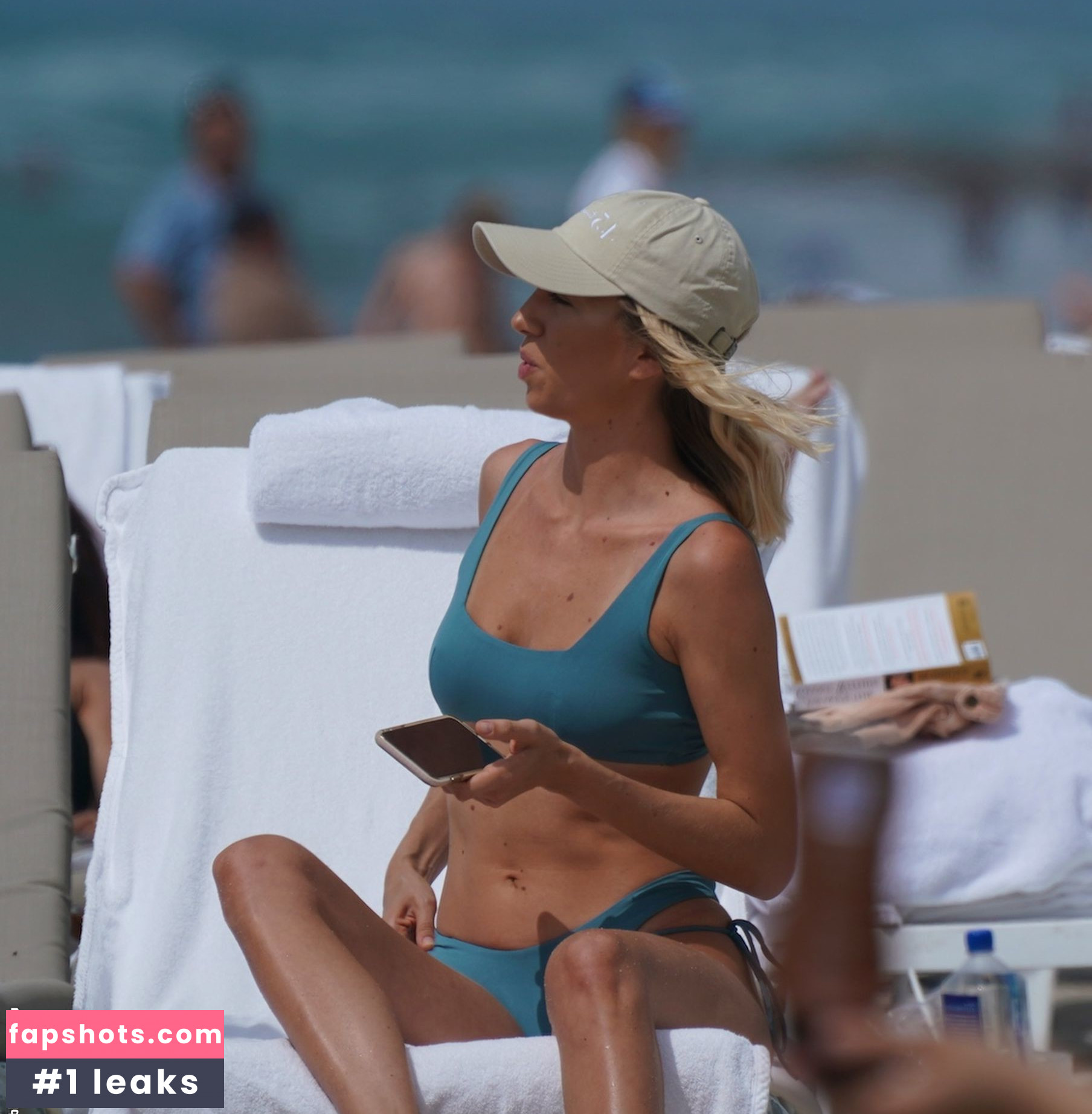 Macy Mariano gallery photo #7