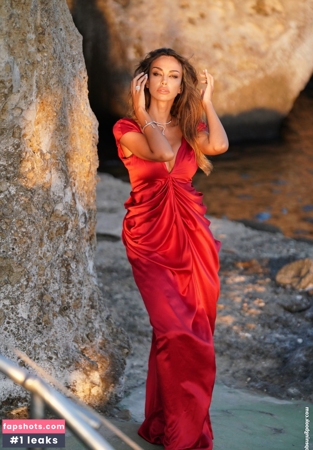 Mădălina Diana Ghenea Nahé úniky fotek pouze od fanoušků #267 - Fapshots