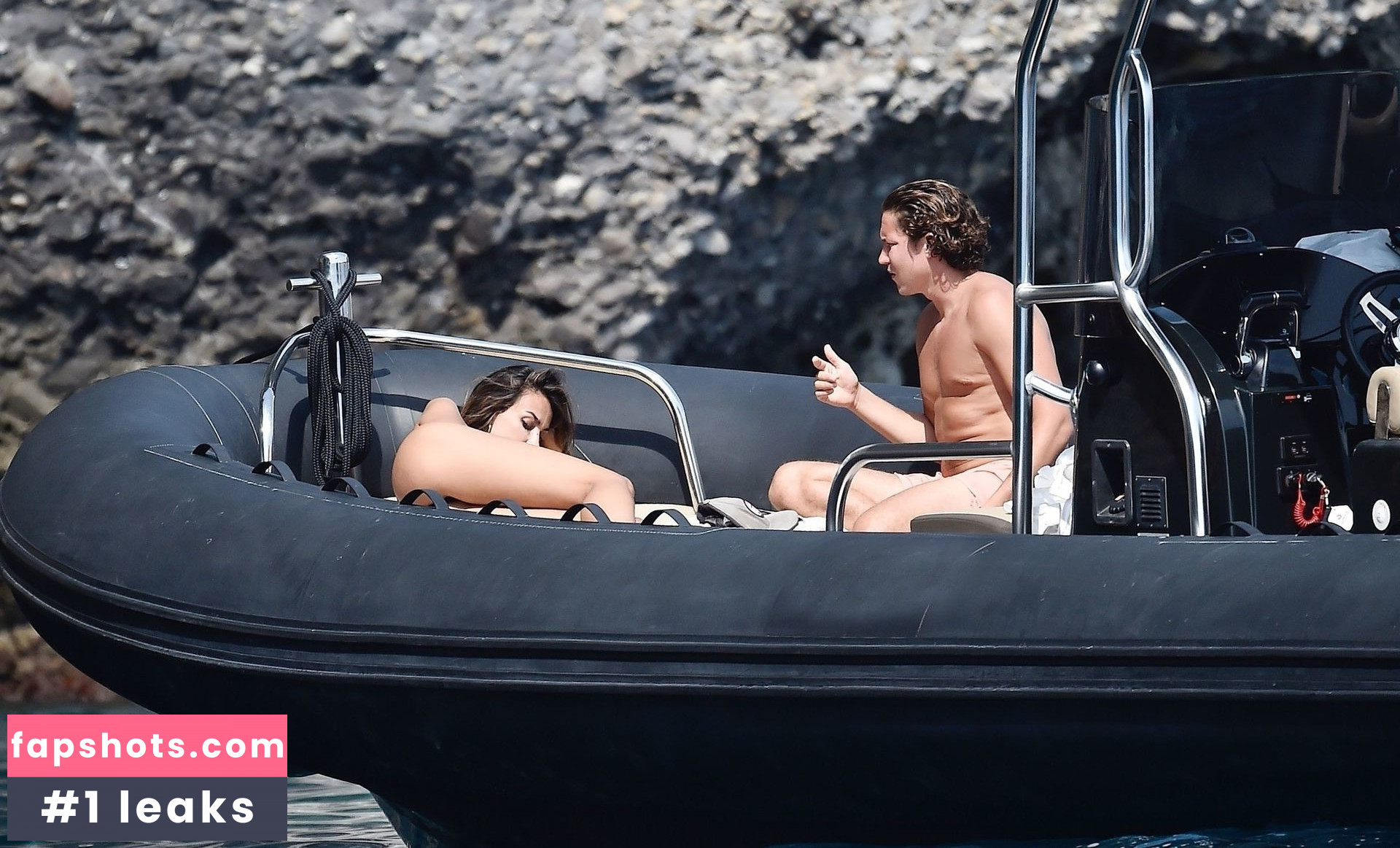 Mădălina Diana Ghenea Nahé úniky fotek pouze od fanoušků #308 - Fapshots