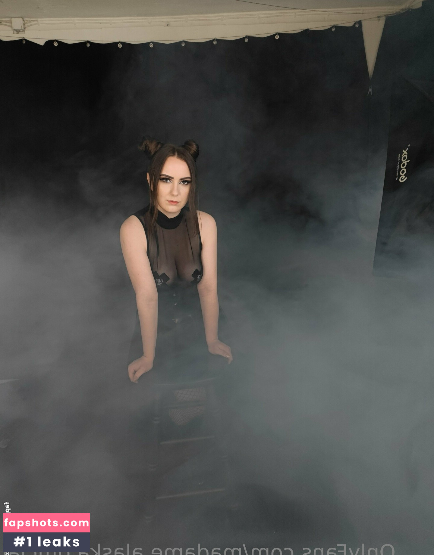 madame.alaska.official gallery photo #8