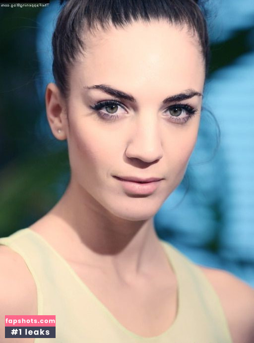 Maddalena-Noemi Hirschal Filtración Desnuda OnlyFans Foto #6 - Fapshots