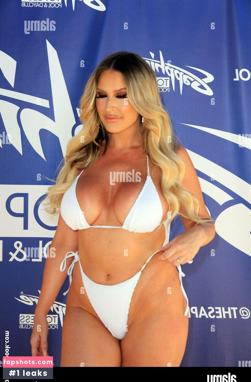 Maddie Moore Nude Leaks OnlyFans Photos #13 - LeakJerk