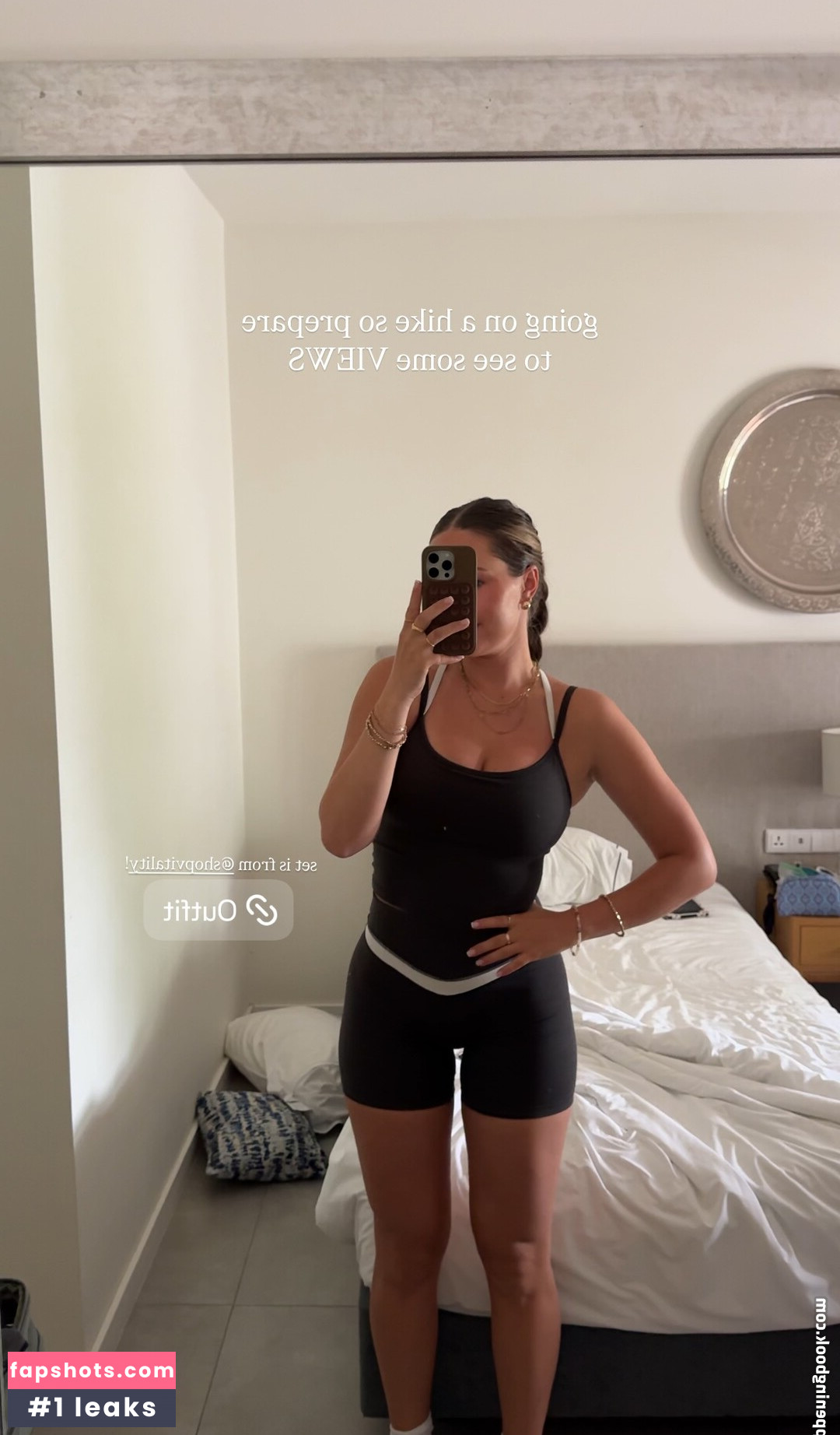 Maddie Perry gallery photo #5