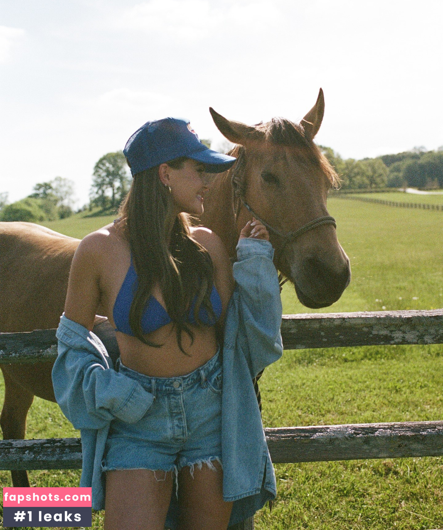 Maddie Perry gallery photo #9