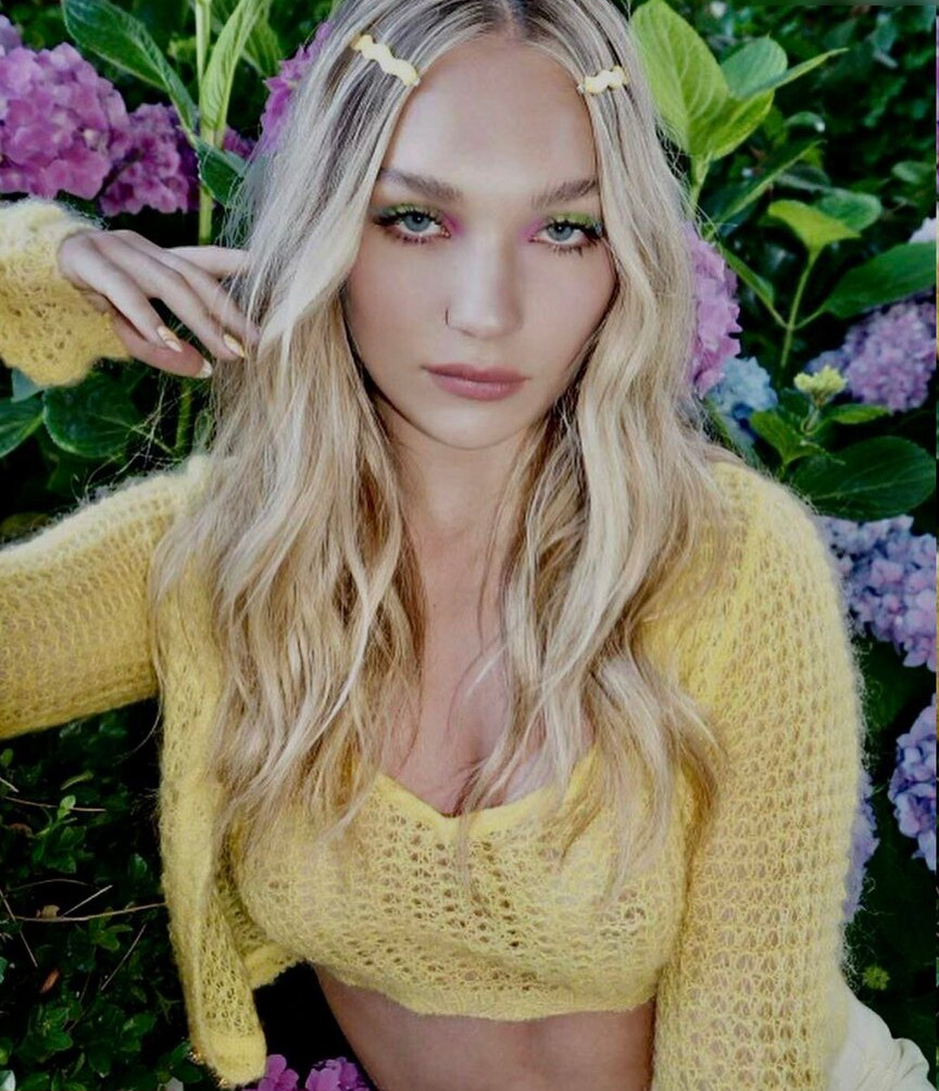 maddie-ziegler Nude Leaks OnlyFans Photos #171 - Fapshots