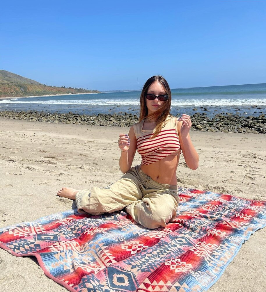 maddie-ziegler Nude Leaks OnlyFans Photos #220 - Fapshots