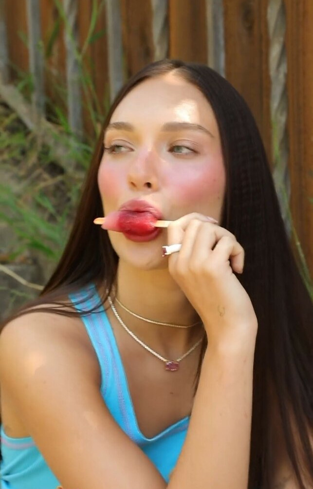 maddie-ziegler Nude Leaks OnlyFans Photos #47 - Fapshots