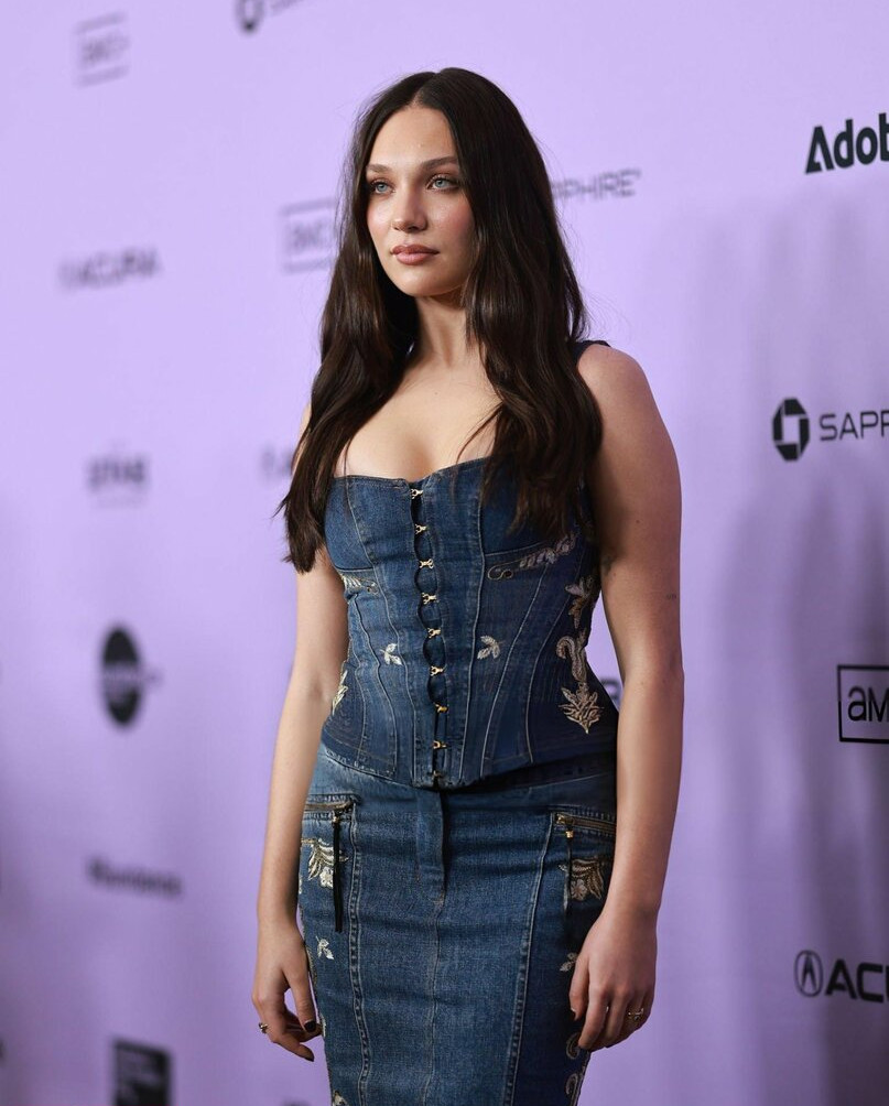 maddie-ziegler gallery photo #499