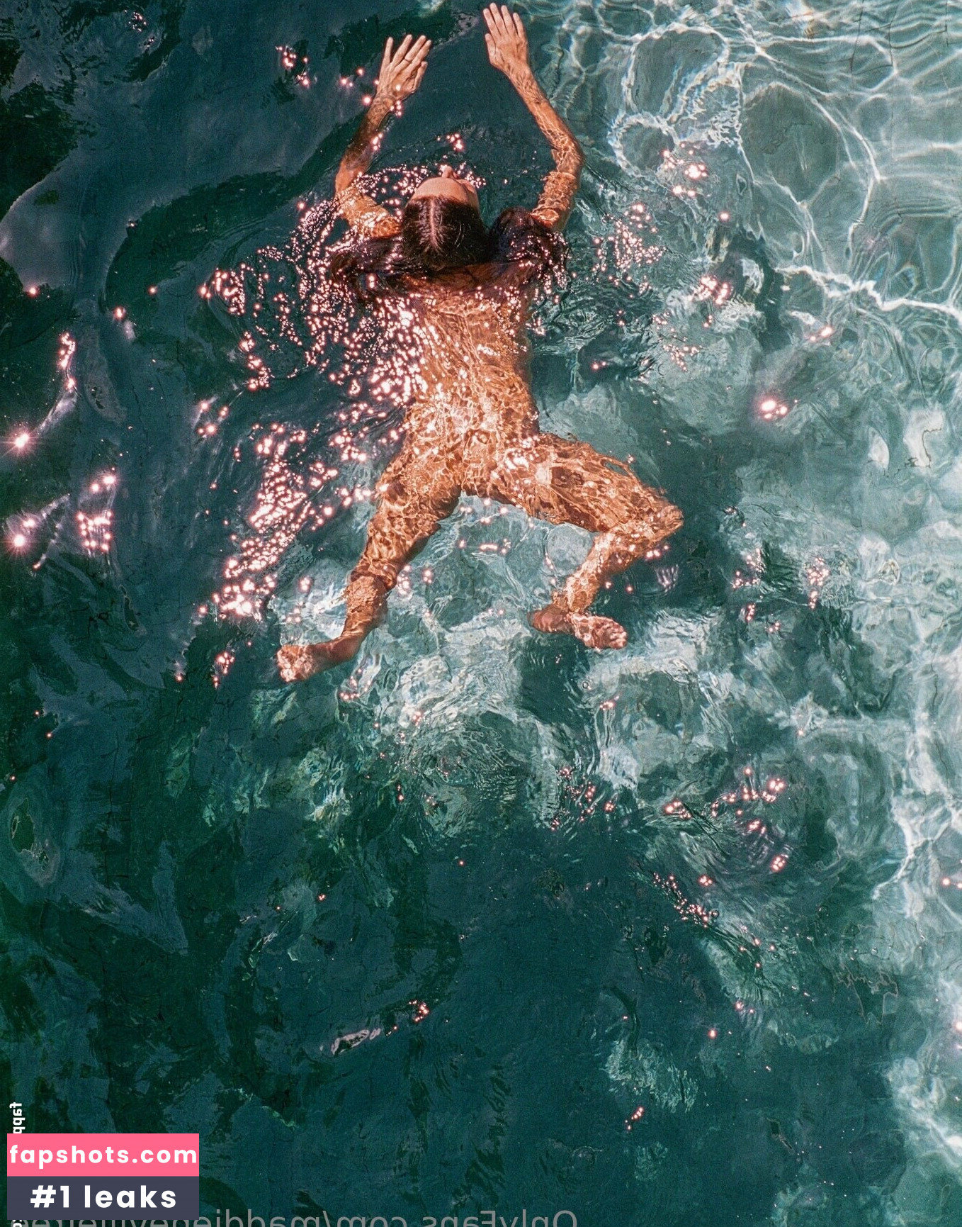 maddienevillefree gallery photo #5