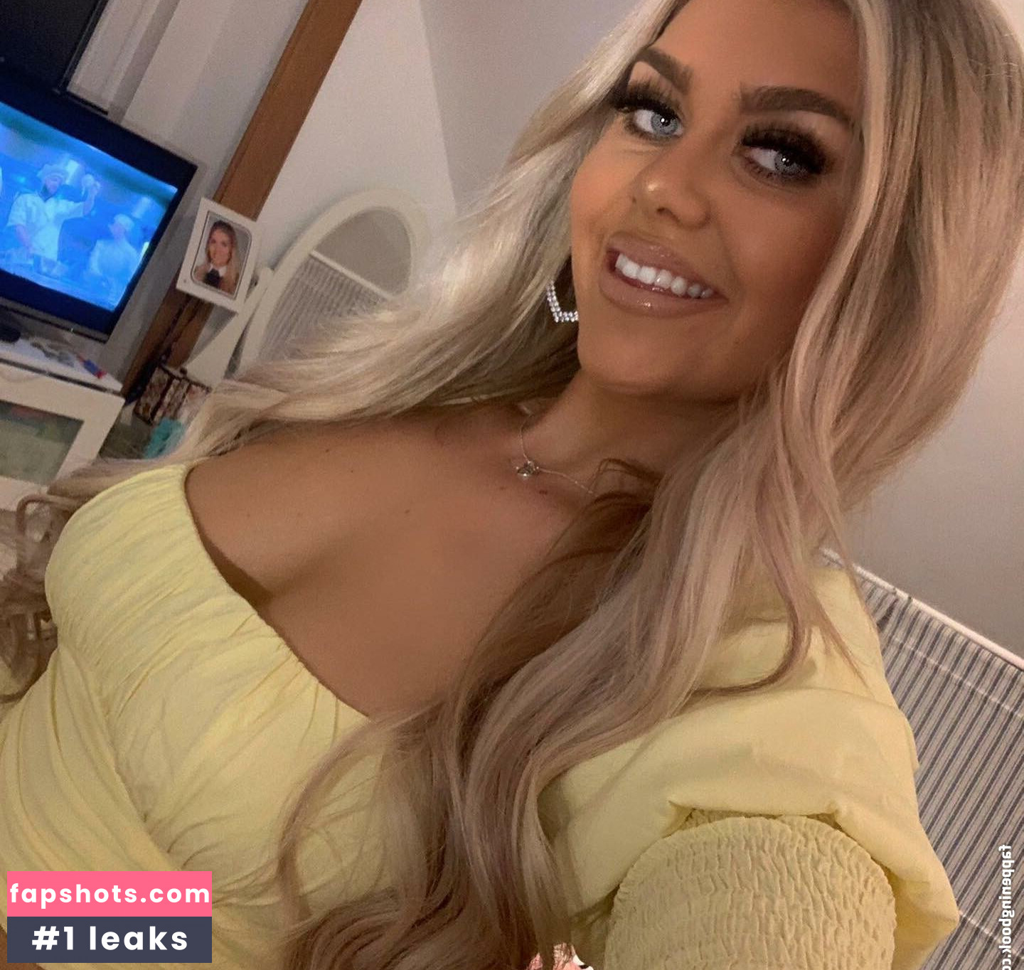 Maddison Denholm gallery photo #5