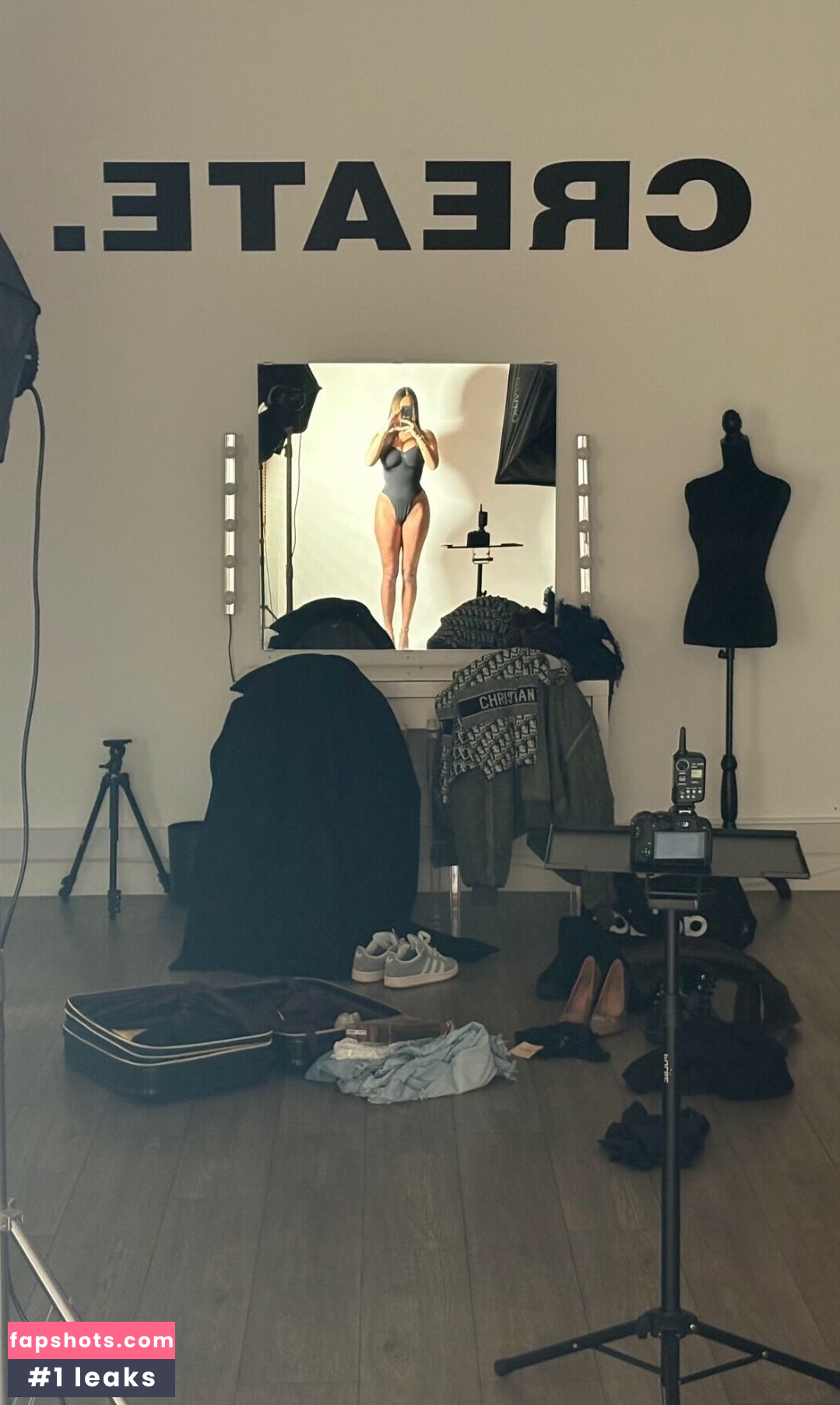 Maddison Maye gallery photo #21