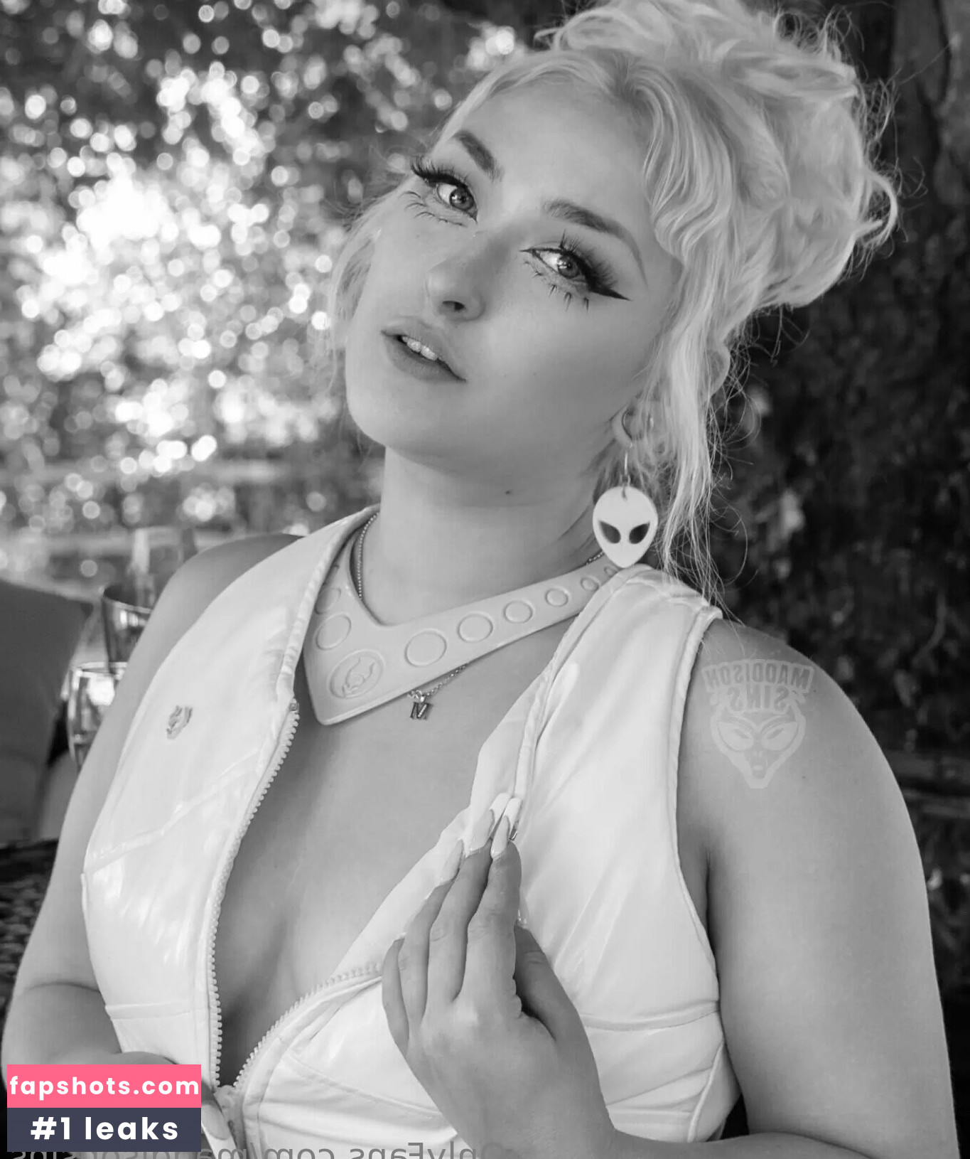 maddisonsins Nude Leaks OnlyFans Photos #2 - LeakJerk