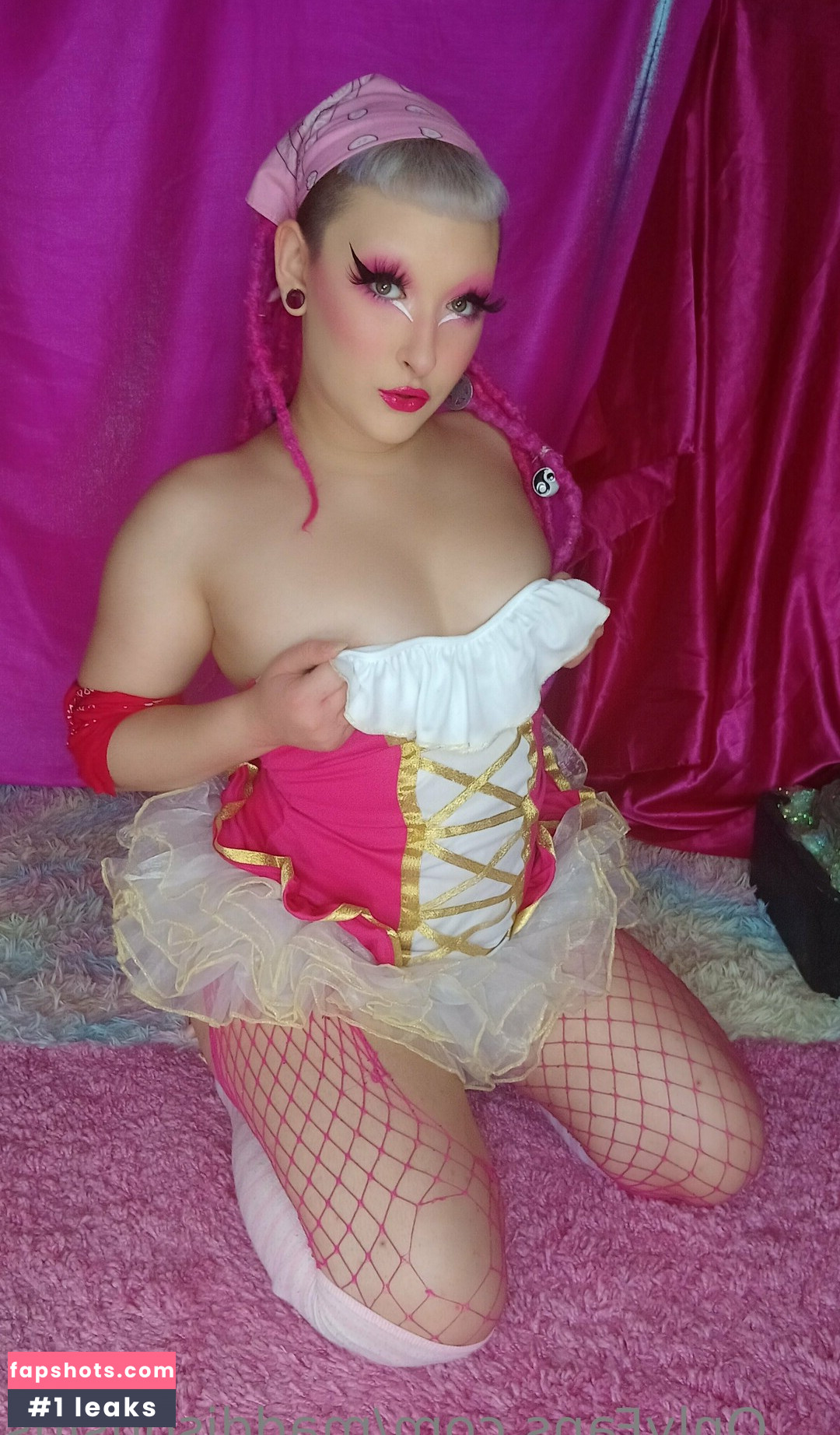 maddisonsins Nude Leaks OnlyFans Photos #15 - LeakJerk