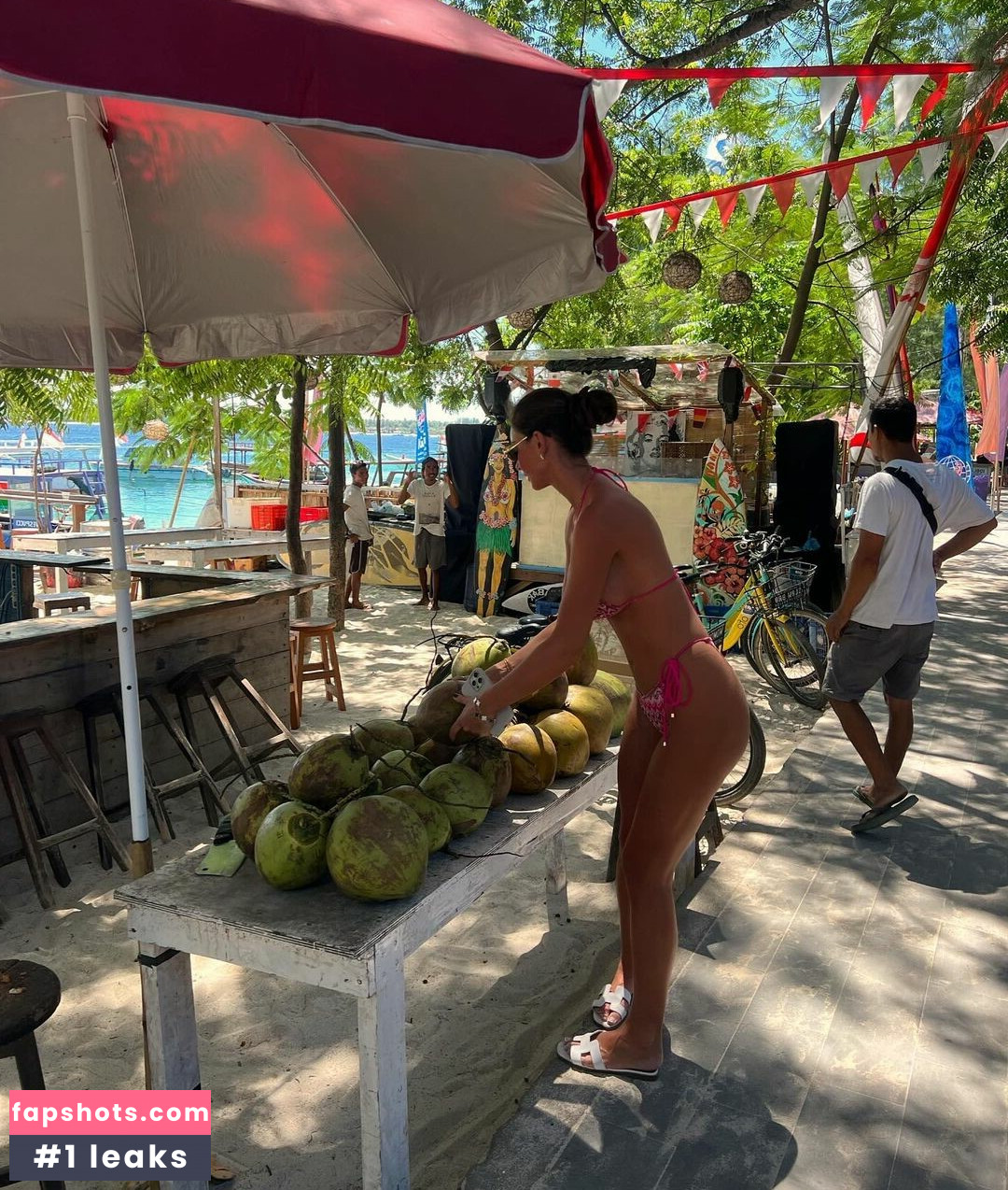 Maddy Cheary gallery photo #178