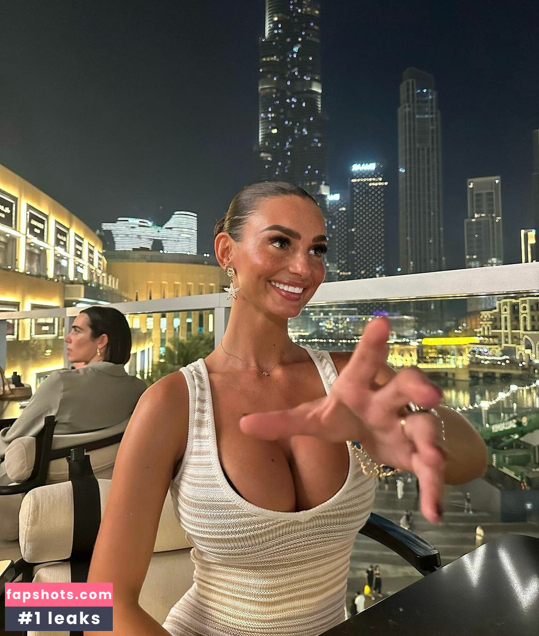 Maddy Cheary gallery photo #292