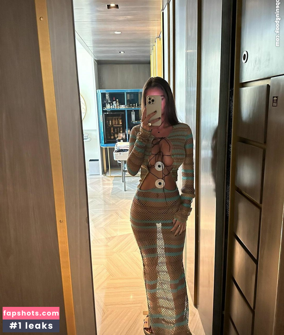 Maddy Cheary gallery photo #327