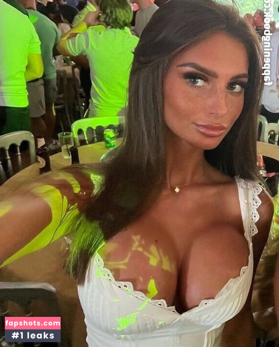 Maddy Cheary gallery photo #458