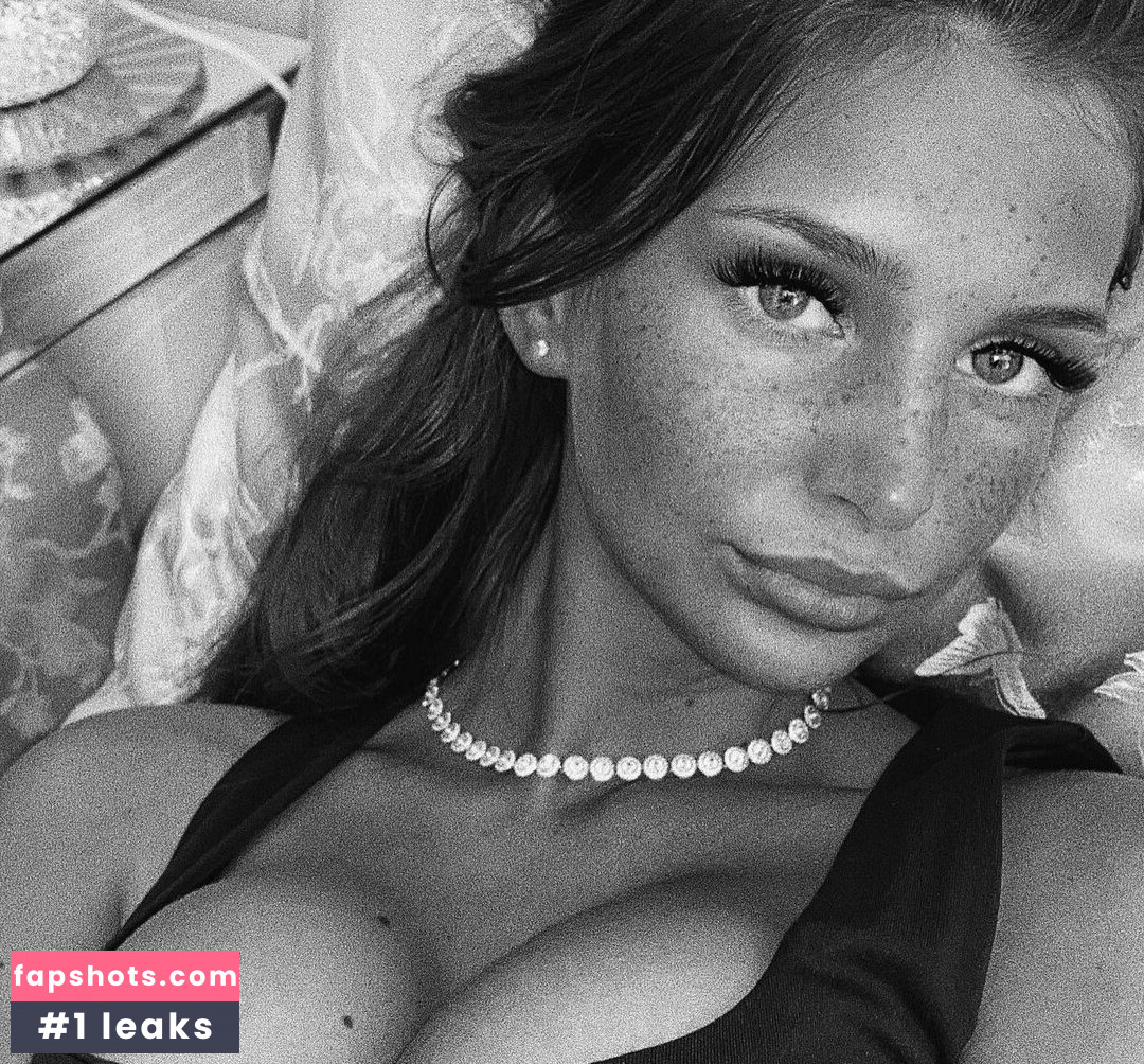 Maddy Cheary gallery photo #495