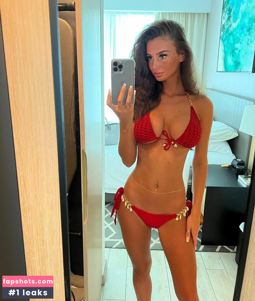 Maddy Cheary gallery photo #502