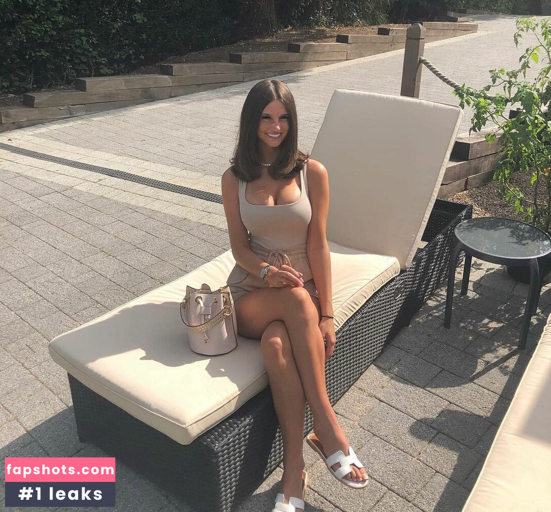 Maddy Cheary gallery photo #511