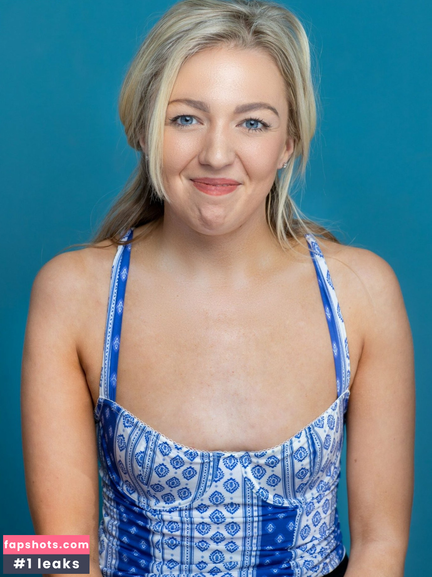 Maddy Smedley nude babe gallery