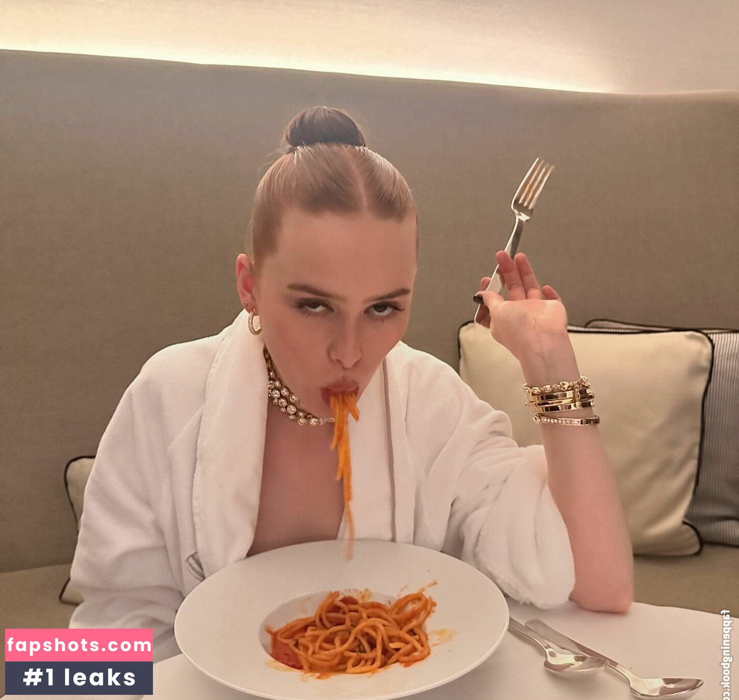 Madelaine Petsch gallery photo #211