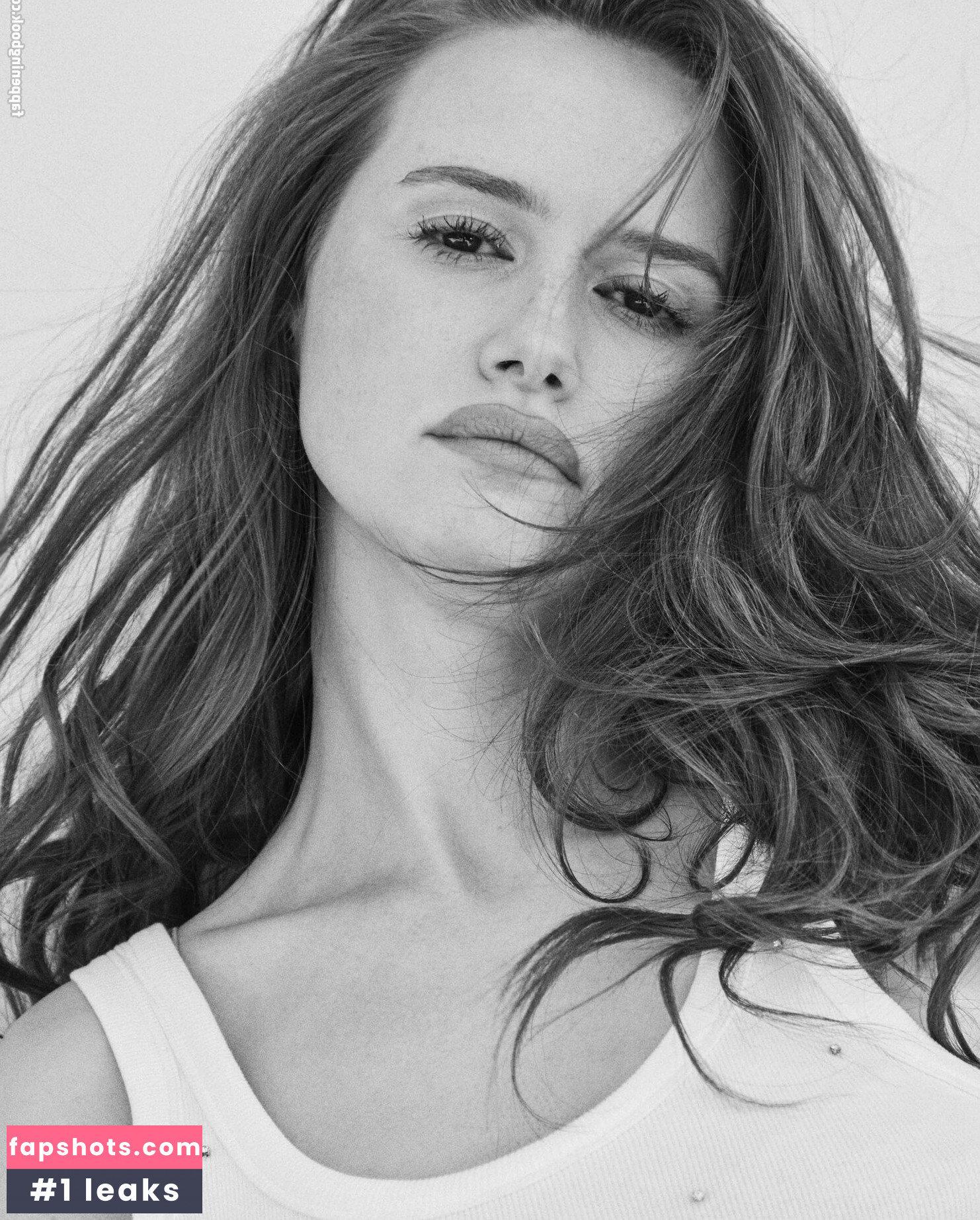 Madelaine Petsch gallery photo #219