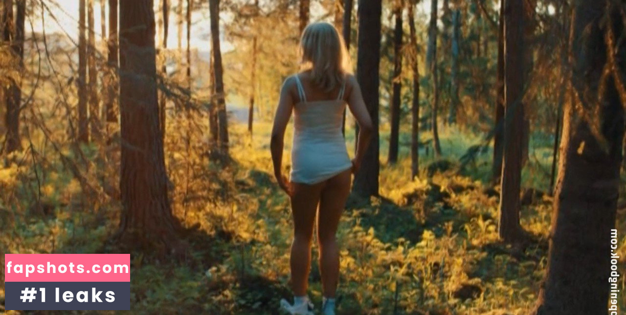 Madeleine Borg gallery photo #5