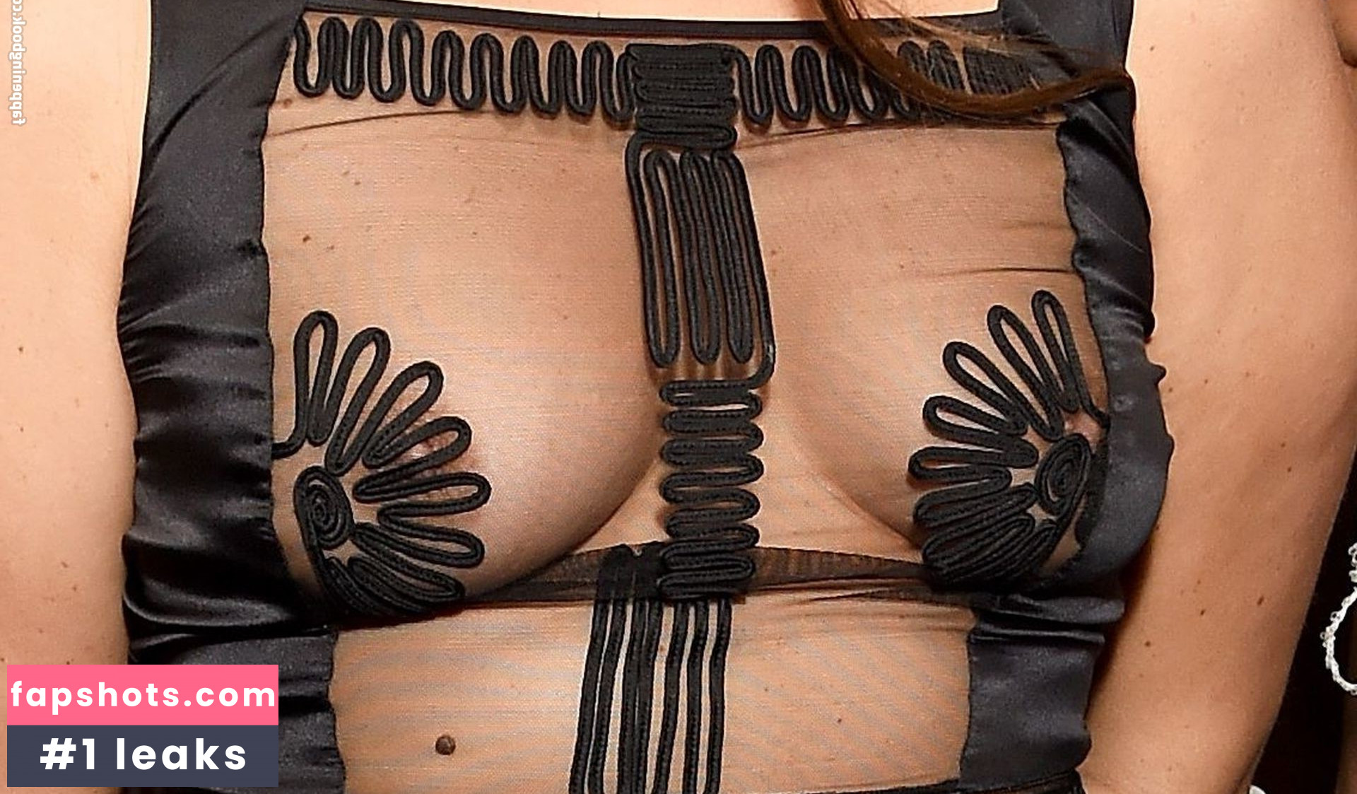 Madeleine Ostlie gallery photo #2