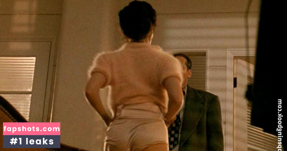 Madeleine Stowe gallery photo #40