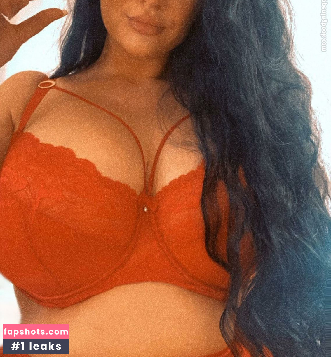 Madeleine York Filtración Desnuda OnlyFans Foto #24 - Fapshots