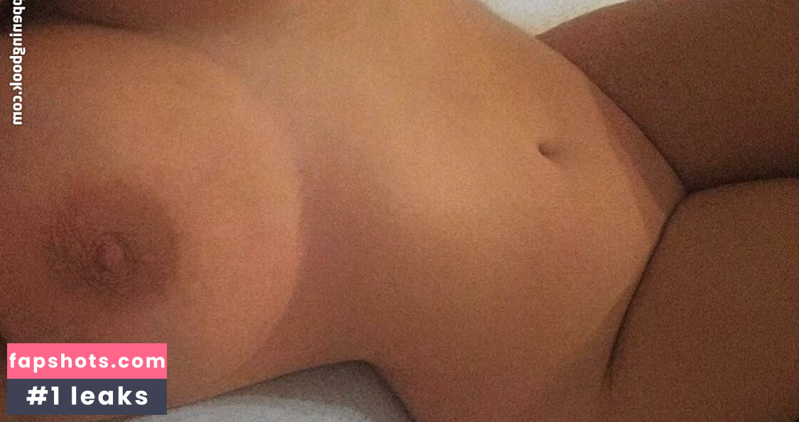 Madeleine York Filtración Desnuda OnlyFans Foto #8 - Fapshots