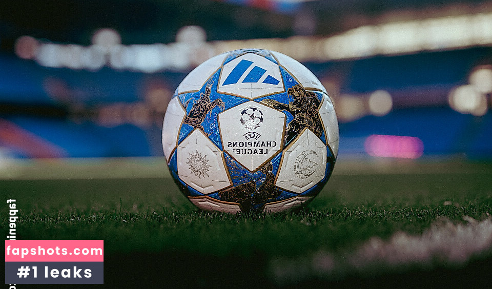 Madelen Wright gallery photo #3