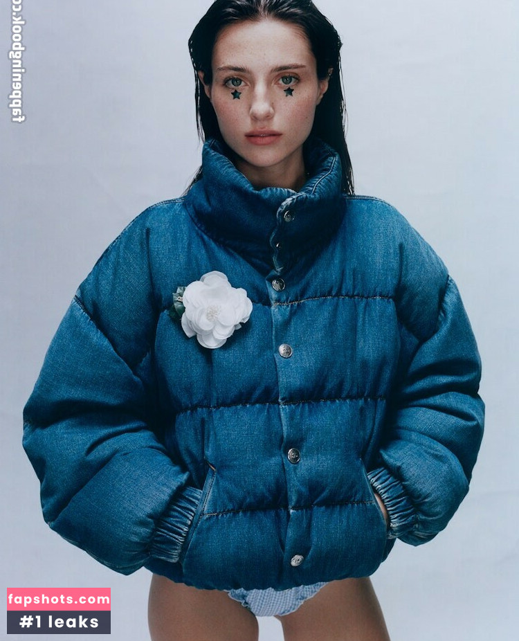 Madeline Argy gallery photo #37