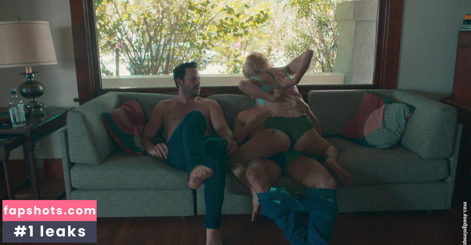 Madeline Brewer gallery photo #108