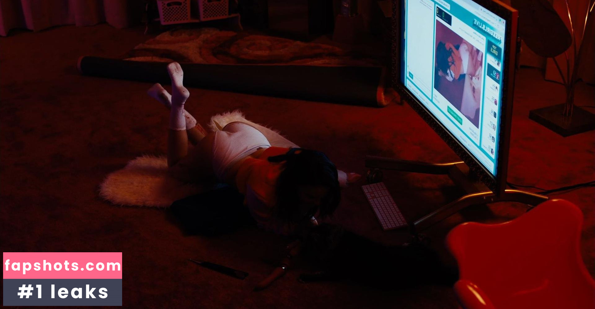 Madeline Brewer gallery photo #120