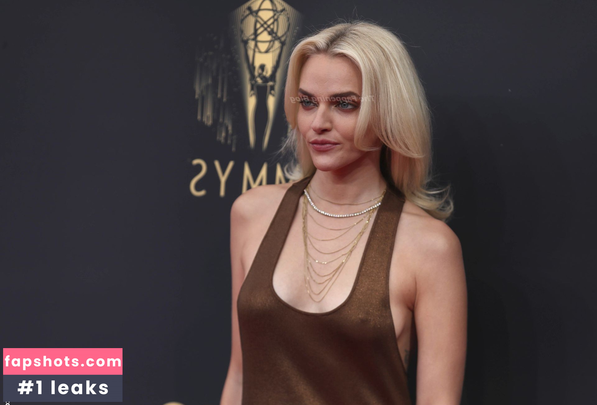 Madeline Brewer gallery photo #53