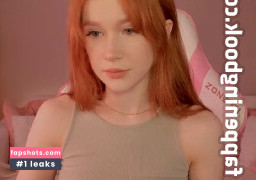 Madeline Jackson gallery photo #17