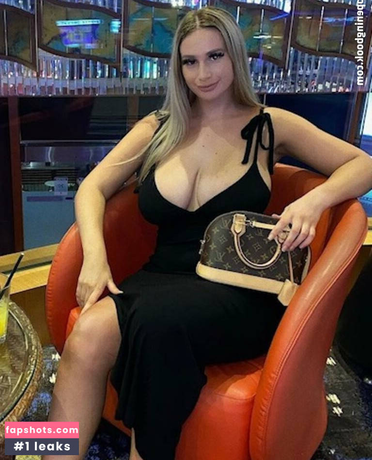 madeline.myerz Nude Leaks OnlyFans Photos #23 - LeakJerk