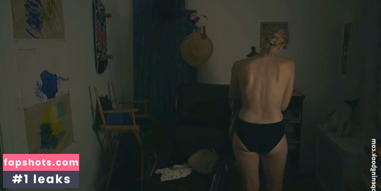 Madeline Wise gallery photo #15