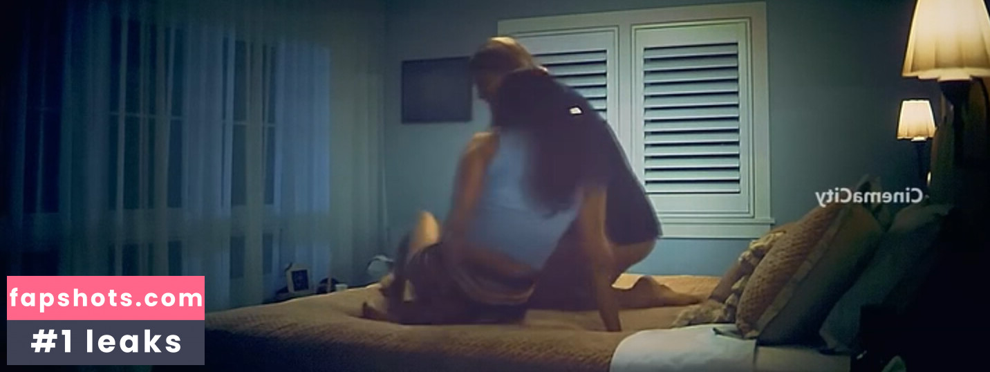 Madelyn Cline gallery photo #27