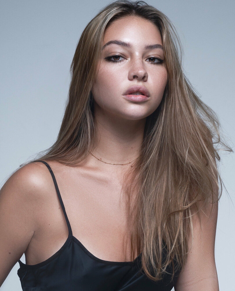 madelyn-cline Nude Leaks OnlyFans Photos #447 - LeakJerk