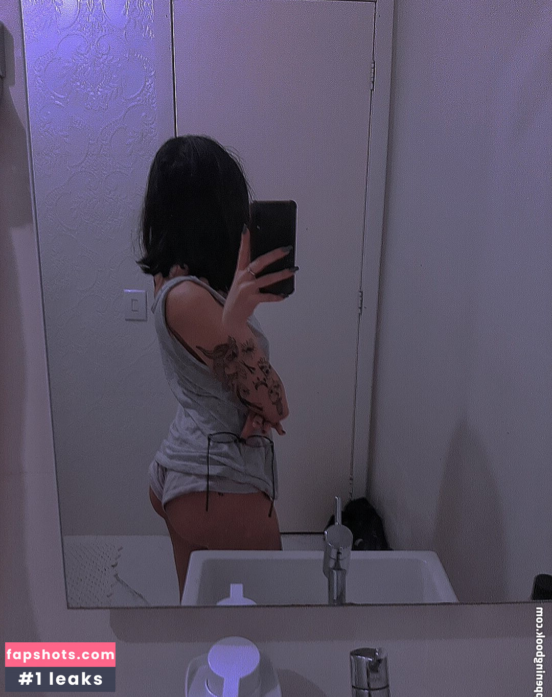 Madelyn Pix gallery photo #2