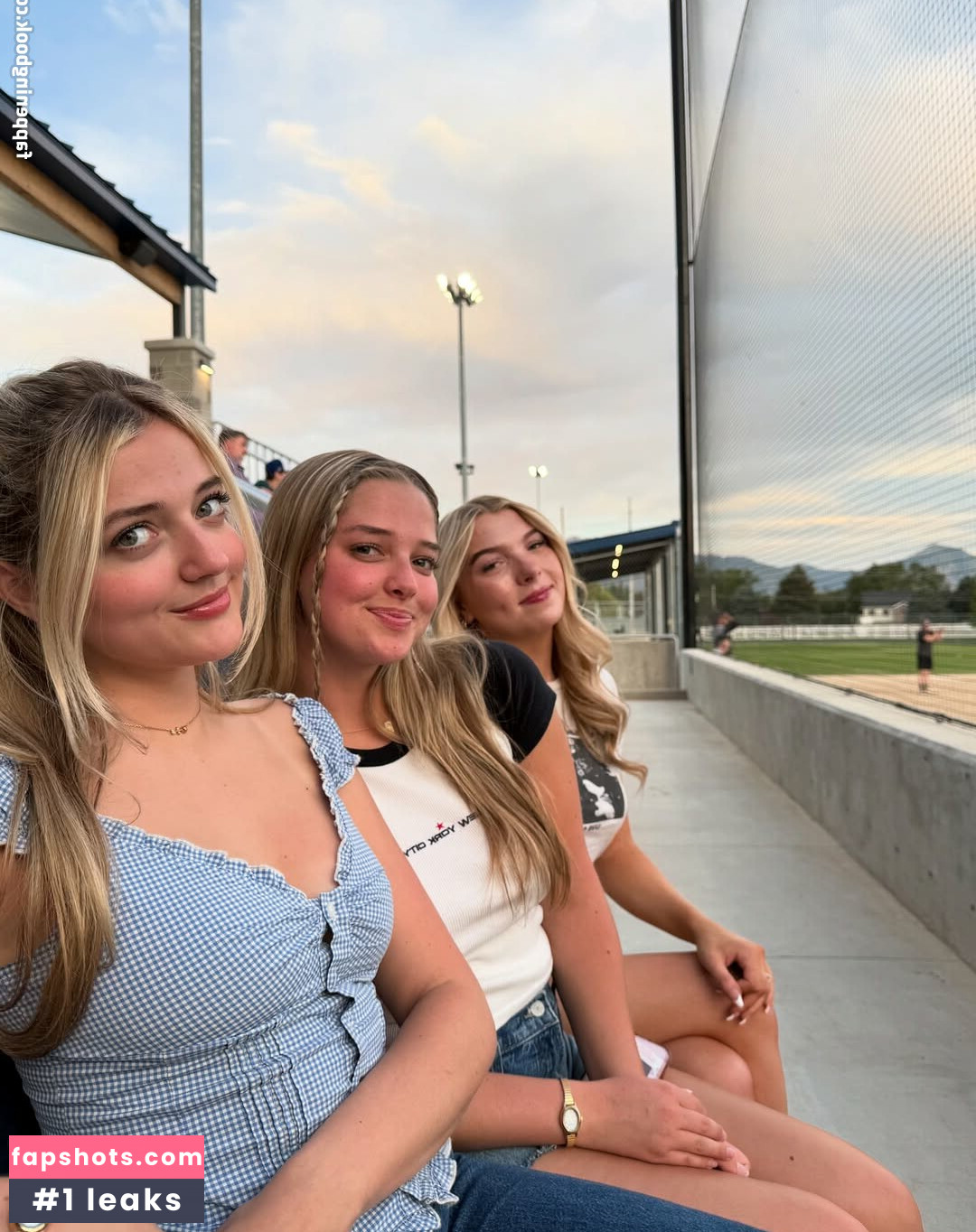 Madelynn Hanvey nude babe gallery