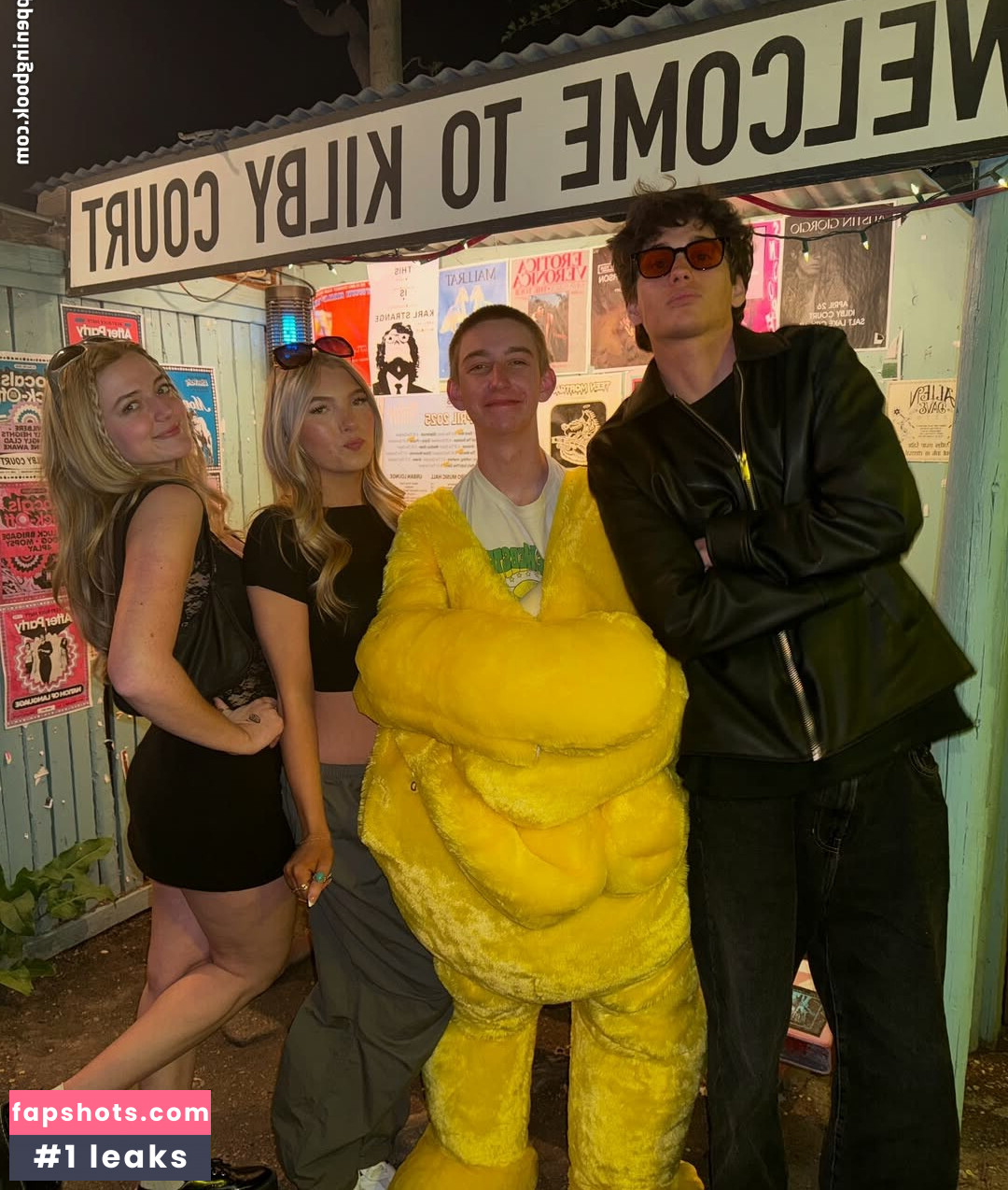 Madelynn Hanvey gallery photo #17