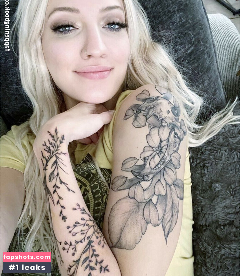 madiiip123 Nude Leaks OnlyFans Photos #3 - LeakJerk