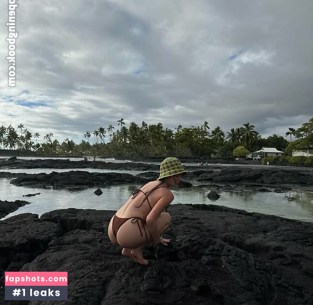 Madison Amateau gallery photo #8