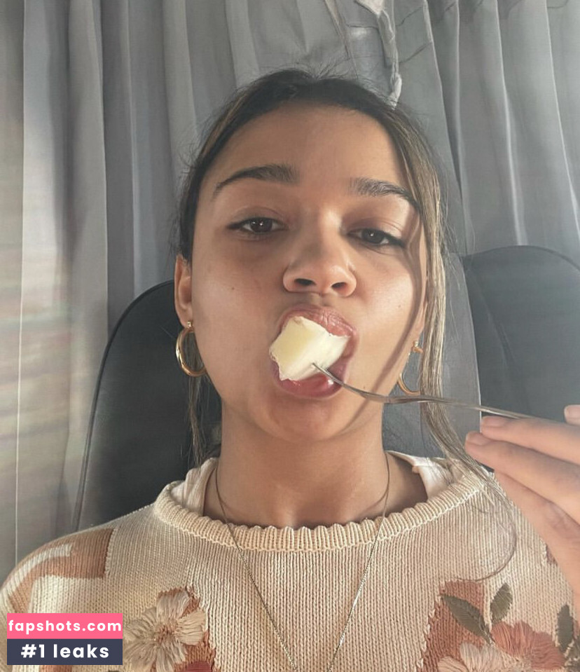 Madison Bailey gallery photo #109