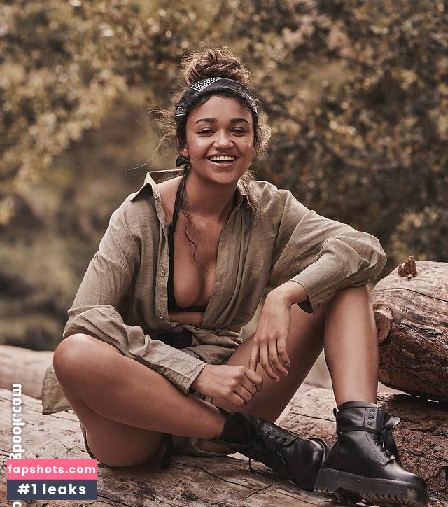 Madison Bailey gallery photo #90